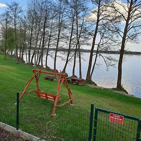 Zielona Ostoja - Caloroczne Z Wlasna Linia Brzegowa Feriehus *