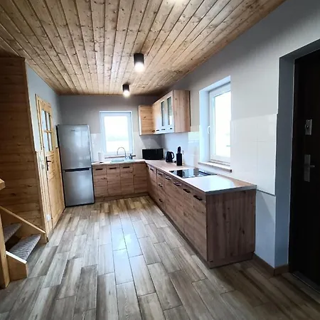 Holiday home Zielona Ostoja - Caloroczne Z Wlasna Linia Brzegowa *