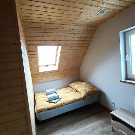 Zielona Ostoja - Caloroczne Z Wlasna Linia Brzegowa בית נופש