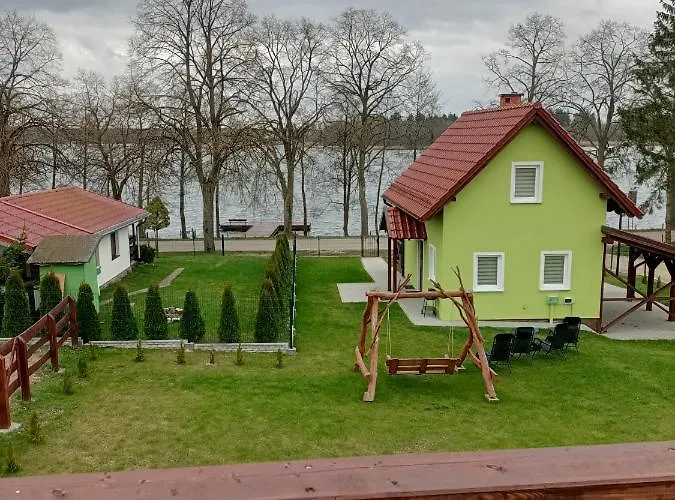 Holiday home Zielona Ostoja - Caloroczne Z Wlasna Linia Brzegowa Prazmowo