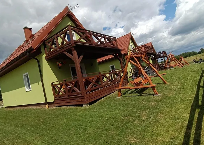 Zielona Ostoja - Caloroczne Z Wlasna Linia Brzegowa * Prazmowo